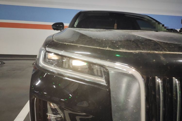 Used Hongqi H9 2020 2.0T Smart Connect Flagship Edition Right Front Headlight