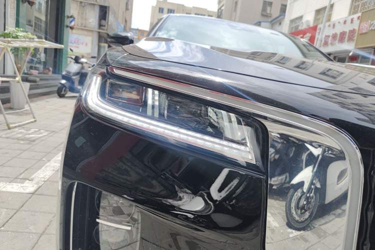 Used Hongqi H9 2020 Revised Version 2.0T Smart Connect Flagship Edition Right Front Headlight