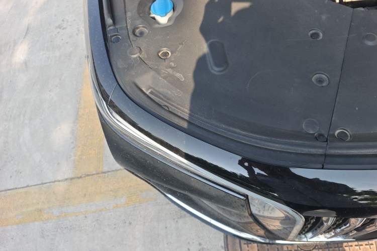 Used Hongqi H9 2020 Revised Version 2.0T Smart Connect Flagship Edition Right Front Headlight