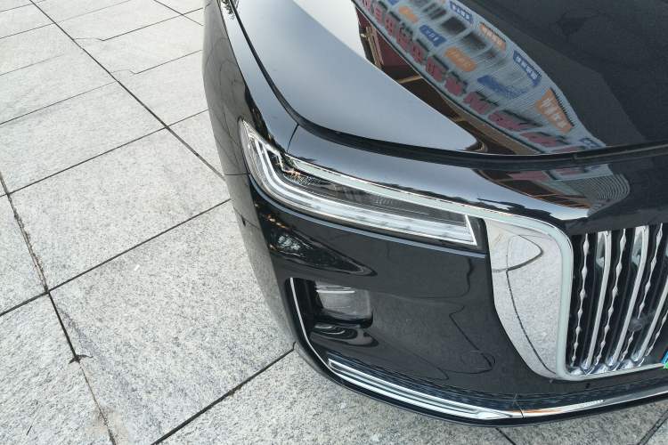 Used Hongqi H9 2020 2.0T Smart Connect Flagship Edition Right Front Headlight