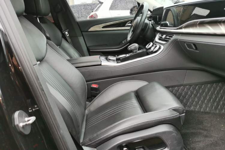 Used Hongqi H9 2020 2.0T Smart Connect Flagship Edition Right Front Seat