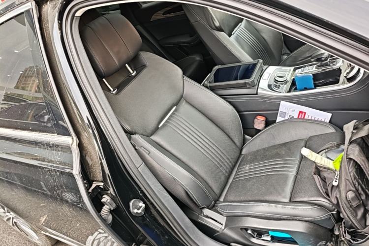 Used Hongqi H9 2020 2.0T Smart Connect Flagship Edition Right Front Seat