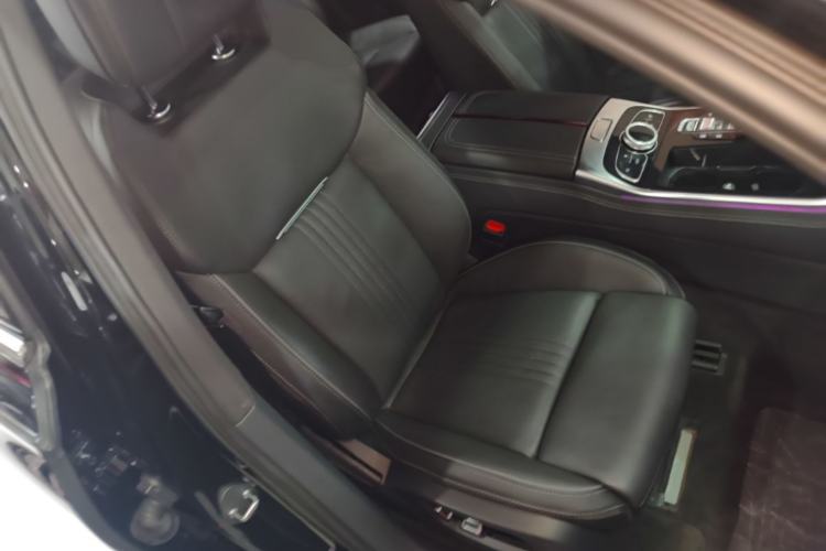 Used Hongqi H9 2020 2.0T Smart Connect Flagship Edition Right Front Seat