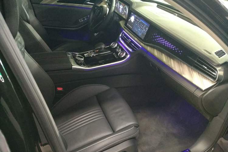 Used Hongqi H9 2020 3.0T Smart Connect Flagship Four-Seat Version Right Front Seat