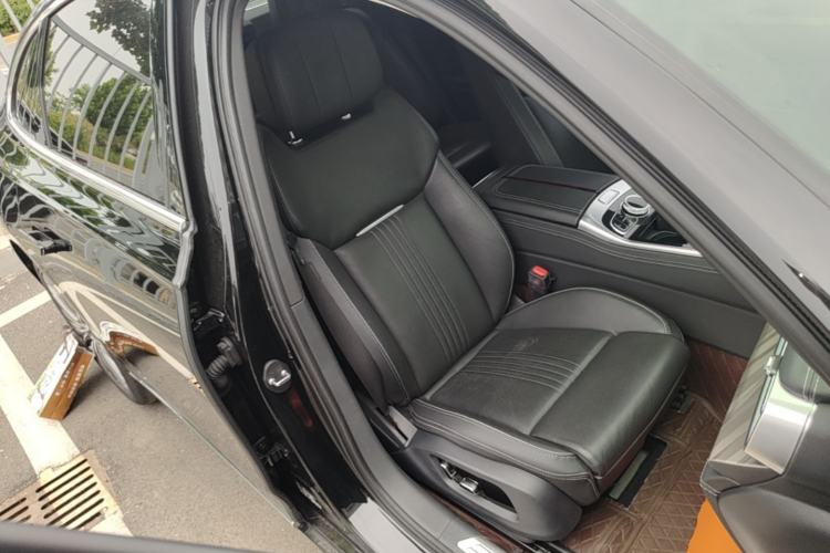 Used Hongqi H9 2020 2.0T Smart Connect Flagship Edition Right Front Seat