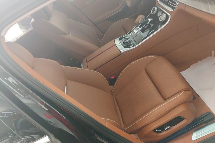 Used Hongqi H9 2020 2.0T Smart Connect Flagship Edition Right Front Seat