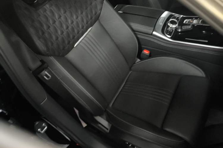 Used Hongqi H9 2020 3.0T Smart Connect Flagship Edition Right Front Seat