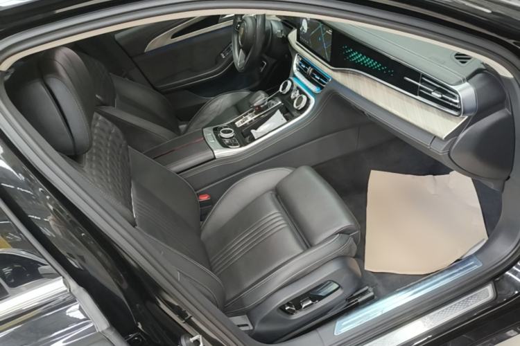 Used Hongqi H9 2020 2.0T Smart Connect Flagship Edition Right Front Seat
