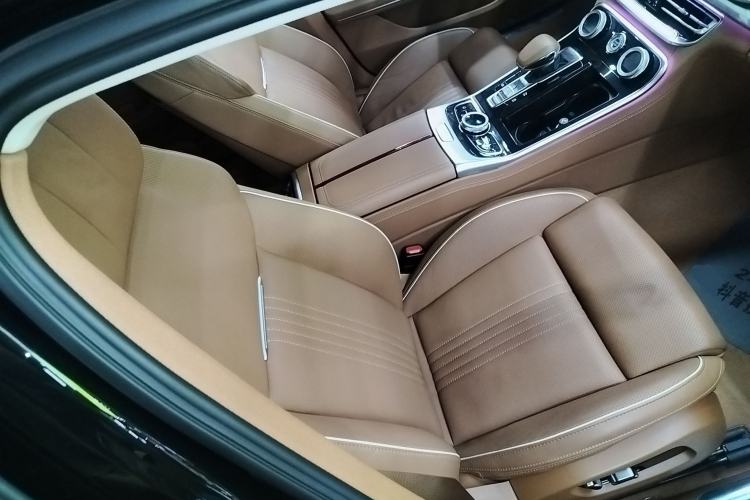 Used Hongqi H9 2020 2.0T Smart Connect Flagship Edition Right Front Seat