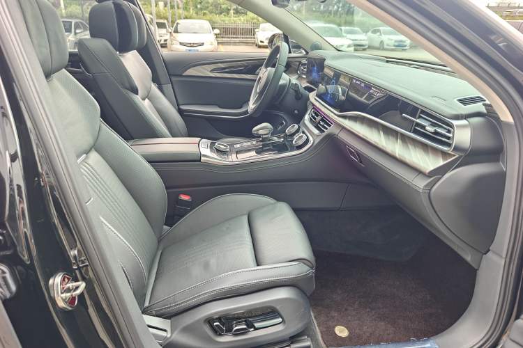 Used Hongqi H9 2020 2.0T Smart Connect Flagship Edition Right Front Seat