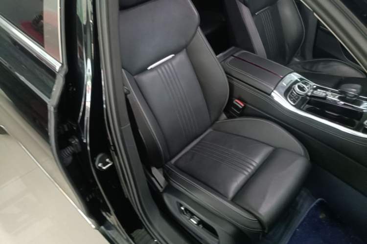 Used Hongqi H9 2020 2.0T Smart Connect Flagship Edition Right Front Seat