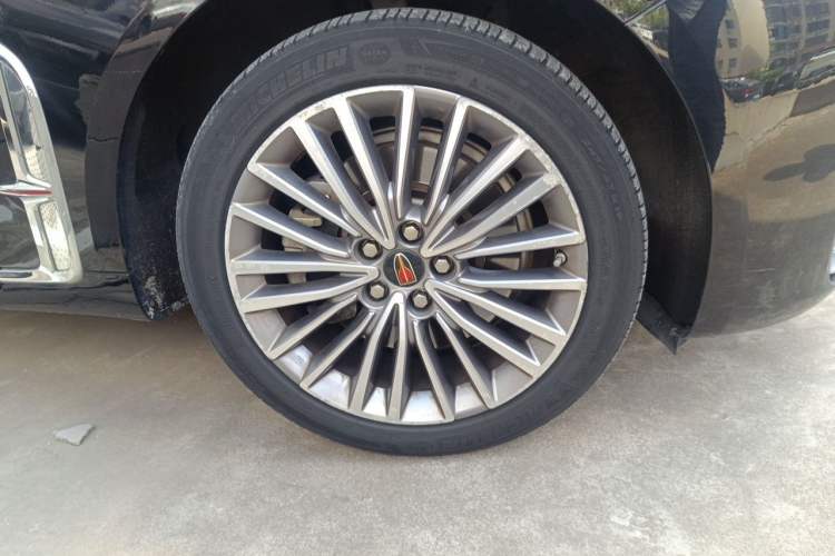 Used Hongqi H9 2020 2.0T Smart Connect Flagship Edition Right Front Wheel Hub