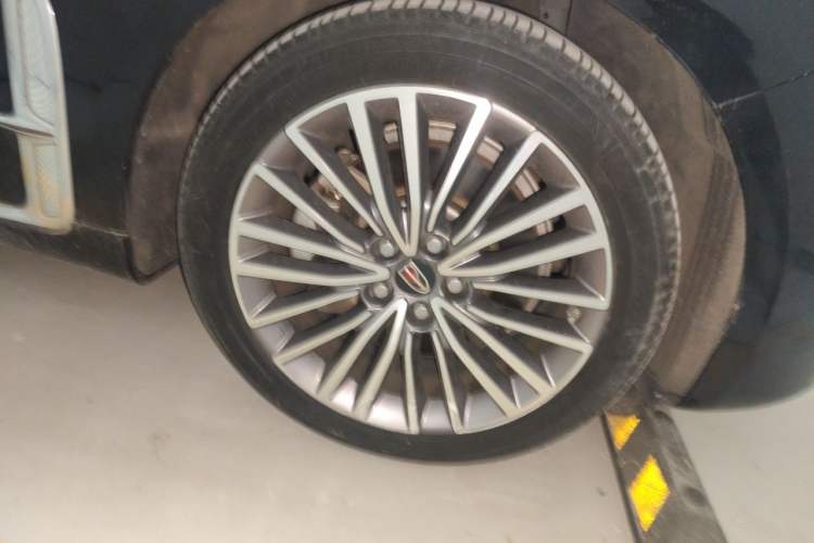 Used Hongqi H9 2020 2.0T Smart Connect Flagship Edition Right Front Wheel Hub