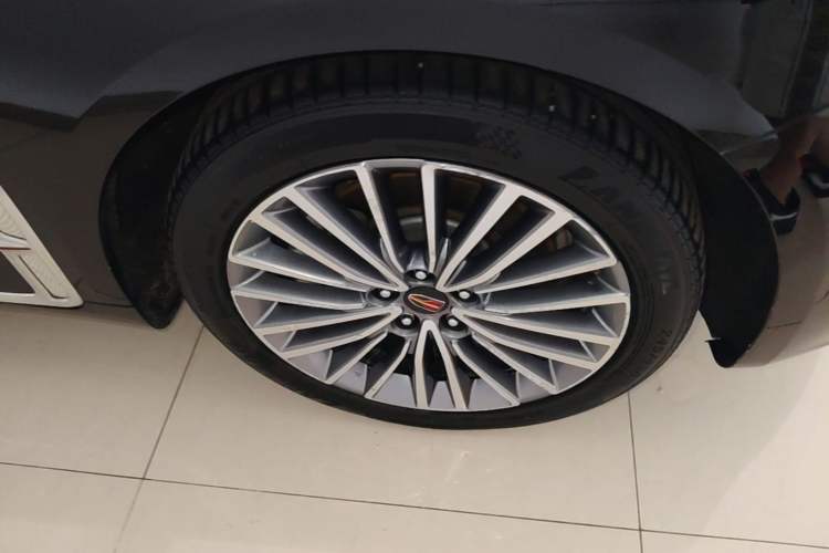 Used Hongqi H9 2020 2.0T Smart Connect Flagship Edition Right Front Wheel Hub