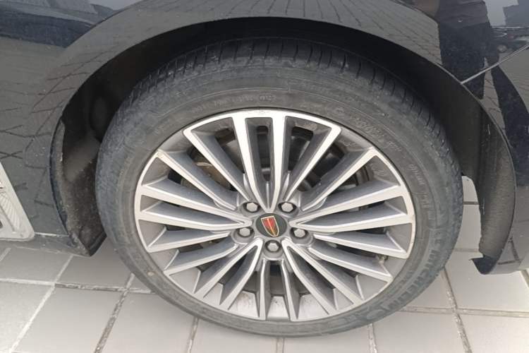 Used Hongqi H9 2020 3.0T Smart Connect Flagship Edition Right Front Wheel Hub