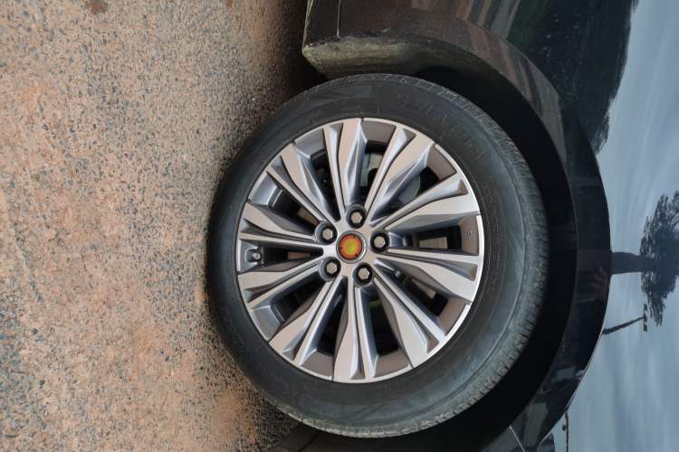 Used Hongqi H9 2020 2.0T Smart Connect Flagship Edition Right Front Wheel Hub