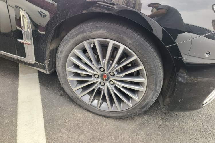 Used Hongqi H9 2020 2.0T Smart Connect Flagship Edition Right Front Wheel Hub