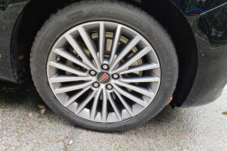 Used Hongqi H9 2020 2.0T Smart Connect Flagship Edition Right Front Wheel Hub