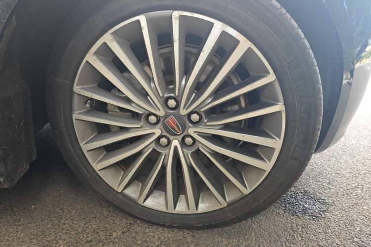 Used Hongqi H9 2020 3.0T Smart Connect Flagship Edition Right Front Wheel Hub