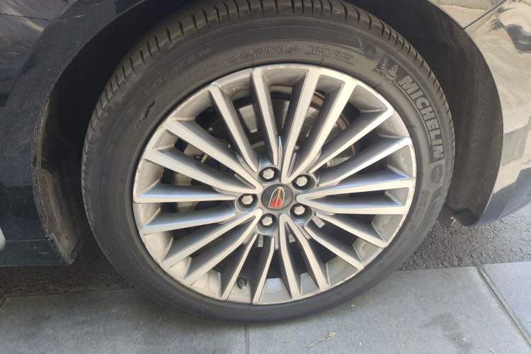 Used Hongqi H9 2020 2.0T Smart Connect Flagship Edition Right Front Wheel Hub