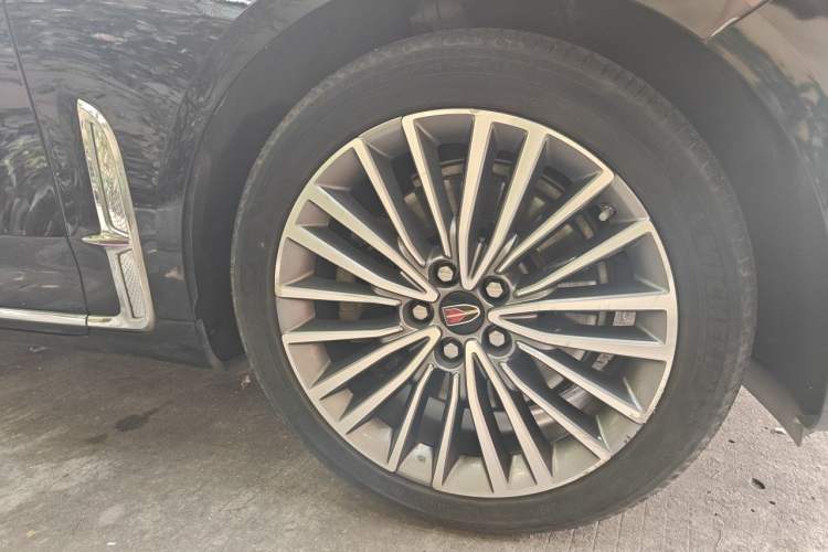 Used Hongqi H9 2020 2.0T Smart Connect Flagship Edition Right Front Wheel Hub