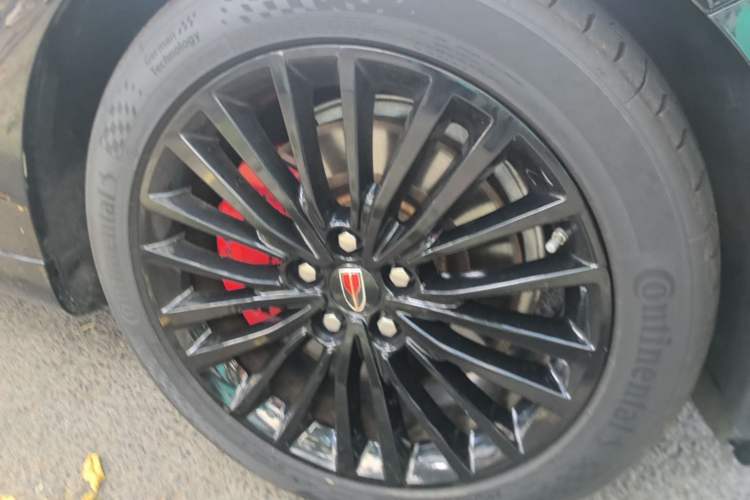 Used Hongqi H9 2020 2.0T Smart Connect Flagship Edition Right Front Wheel Hub