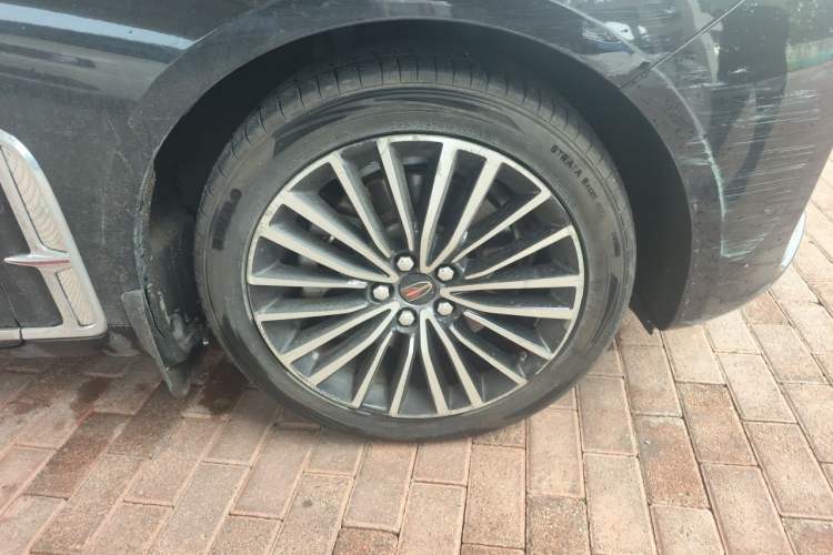 Used Hongqi H9 2020 2.0T Smart Connect Flagship Edition Right Front Wheel Hub