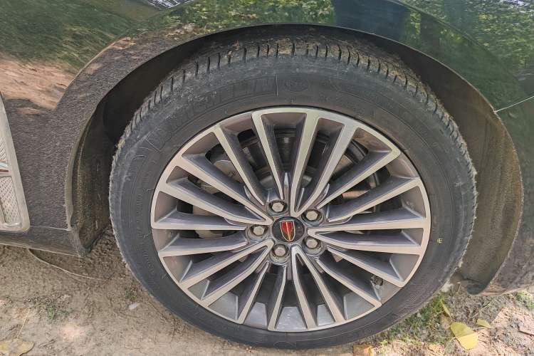 Used Hongqi H9 2020 2.0T Smart Connect Flagship Edition Right Front Wheel Hub