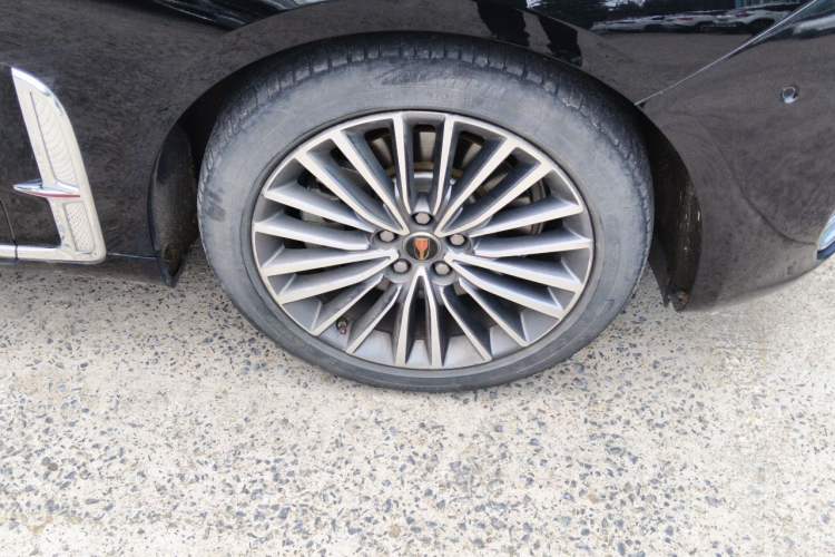 Used Hongqi H9 2020 2.0T Smart Connect Flagship Edition Right Front Wheel Hub