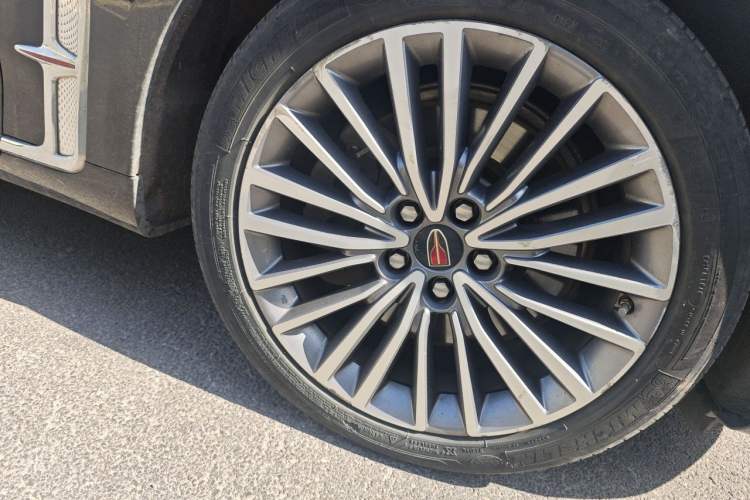 Used Hongqi H9 2020 2.0T Smart Connect Flagship Edition Right Front Wheel Hub