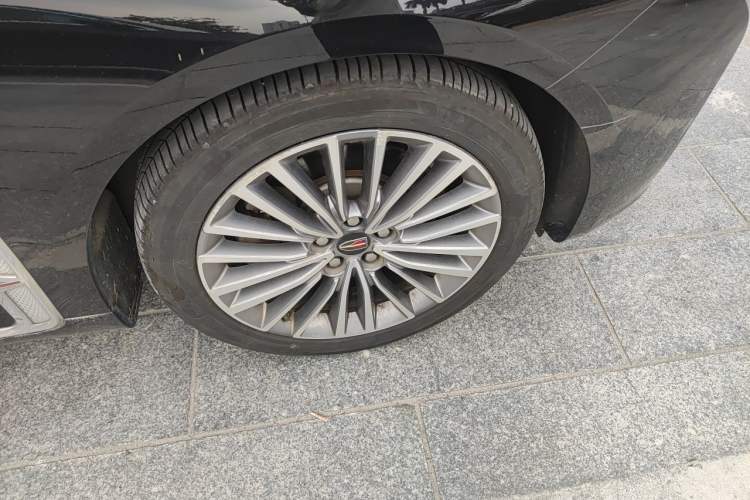 Used Hongqi H9 2020 2.0T Smart Connect Flagship Edition Right Front Wheel Hub