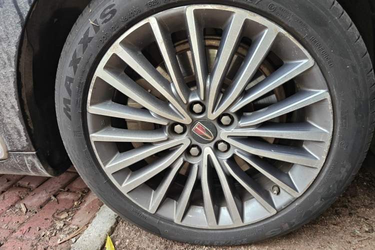 Used Hongqi H9 2020 2.0T Smart Connect Flagship Edition Right Front Wheel Hub