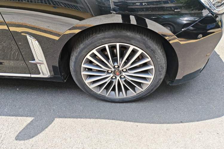 Used Hongqi H9 2020 3.0T Smart Connect Flagship Edition Right Front Wheel Hub