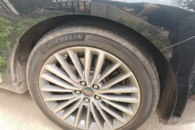 Used Hongqi H9 2020 2.0T Smart Connect Flagship Edition Right Front Wheel Hub