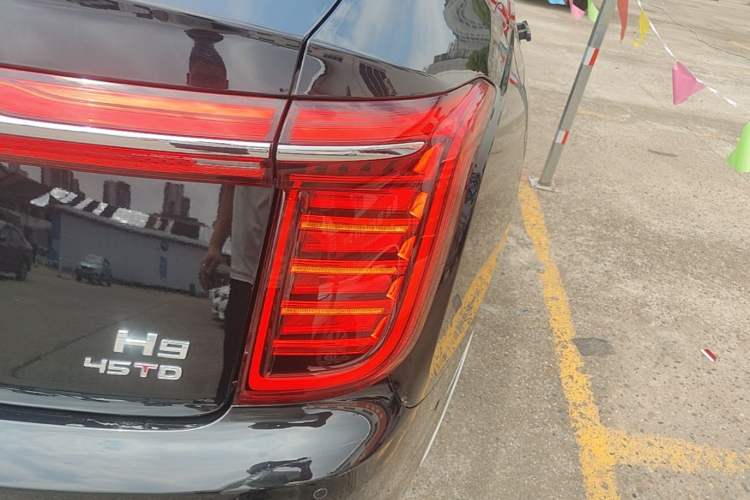 Used Hongqi H9 2020 2.0T Smart Connect Flagship Edition Right Rear Taillight