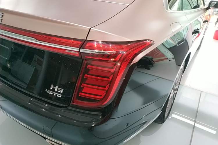 Used Hongqi H9 2020 2.0T Smart Connect Flagship Edition Right Rear Taillight