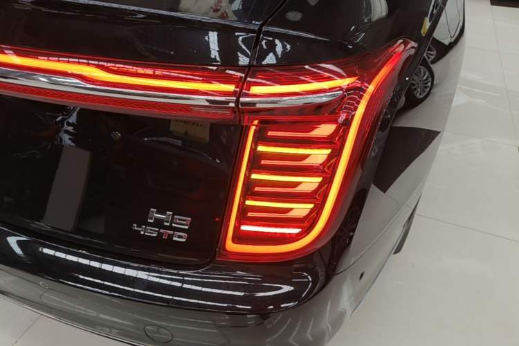 Used Hongqi H9 2020 2.0T Smart Connect Flagship Edition Right Rear Taillight