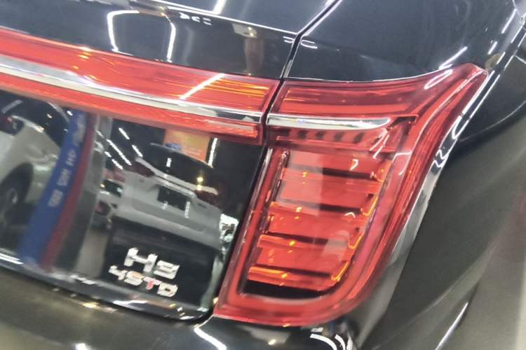 Used Hongqi H9 2020 2.0T Smart Connect Flagship Edition Right Rear Taillight