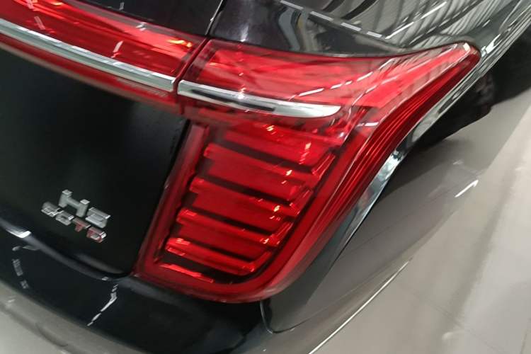 Used Hongqi H9 2020 2.0T Smart Connect Flagship Edition Right Rear Taillight