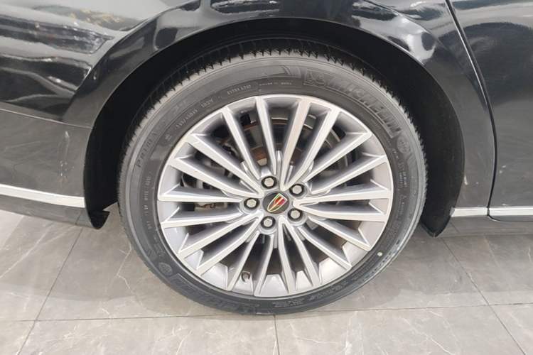 Used Hongqi H9 2020 2.0T Smart Connect Flagship Edition Right Rear Wheel Hub