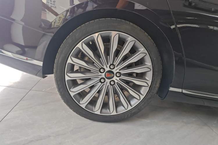 Used Hongqi H9 2020 3.0T Smart Connect Flagship Four-Seat Version Right Rear Wheel Hub