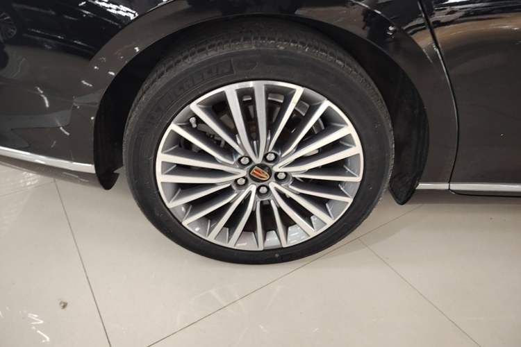 Used Hongqi H9 2020 2.0T Smart Connect Flagship Edition Right Rear Wheel Hub