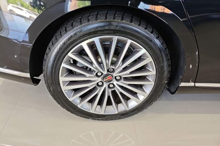 Used Hongqi H9 2020 2.0T Smart Connect Flagship Edition Right Rear Wheel Hub