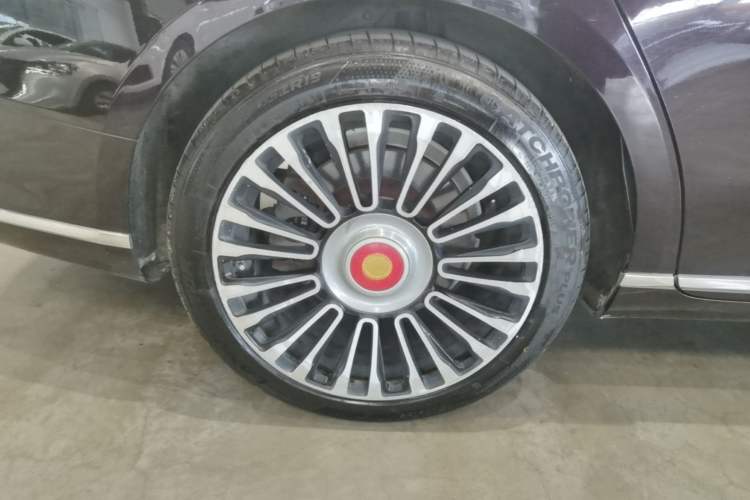Used Hongqi H9 2020 2.0T Smart Connect Flagship Edition Right Rear Wheel Hub