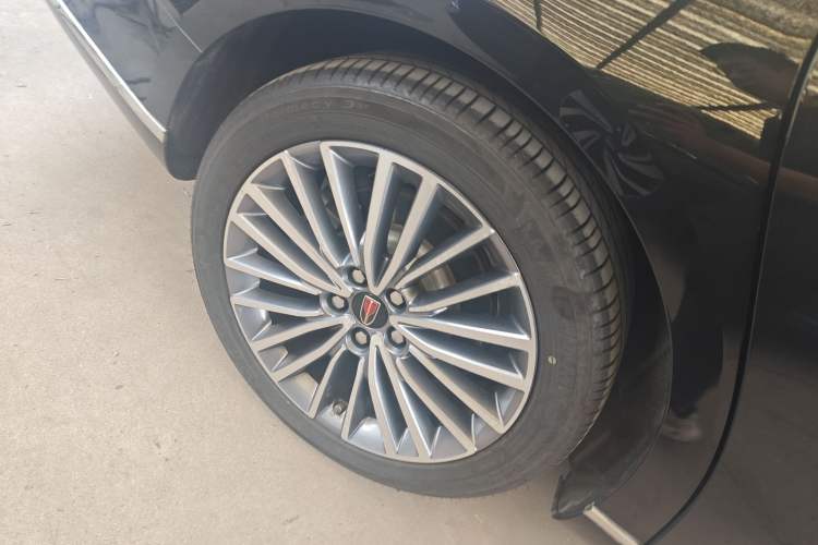 Used Hongqi H9 2020 2.0T Smart Connect Flagship Edition Right Rear Wheel Hub