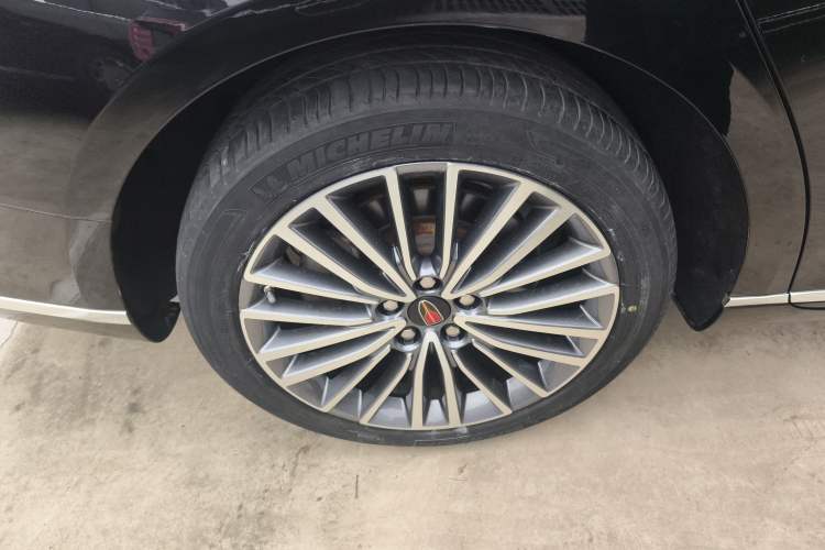 Used Hongqi H9 2020 2.0T Smart Connect Flagship Edition Right Rear Wheel Hub