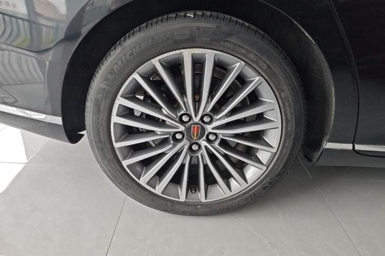 Used Hongqi H9 2020 2.0T Smart Connect Flagship Edition Right Rear Wheel Hub