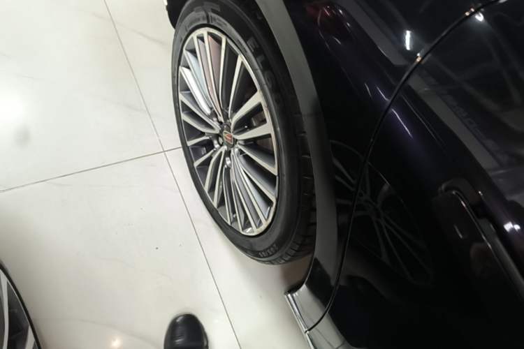 Used Hongqi H9 2020 2.0T Smart Connect Flagship Edition Right Rear Wheel Hub