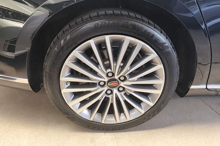 Used Hongqi H9 2020 2.0T Smart Connect Flagship Edition Right Rear Wheel Hub