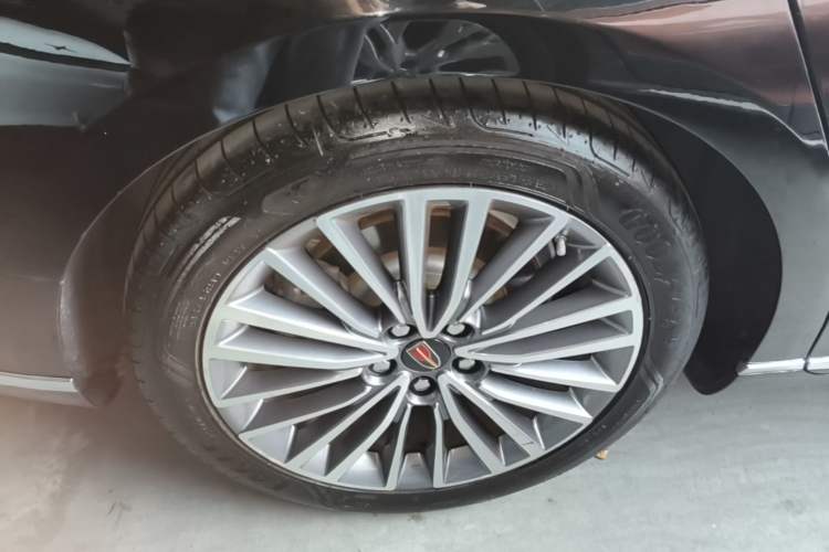 Used Hongqi H9 2020 3.0T Smart Connect Flagship Edition Right Rear Wheel Hub